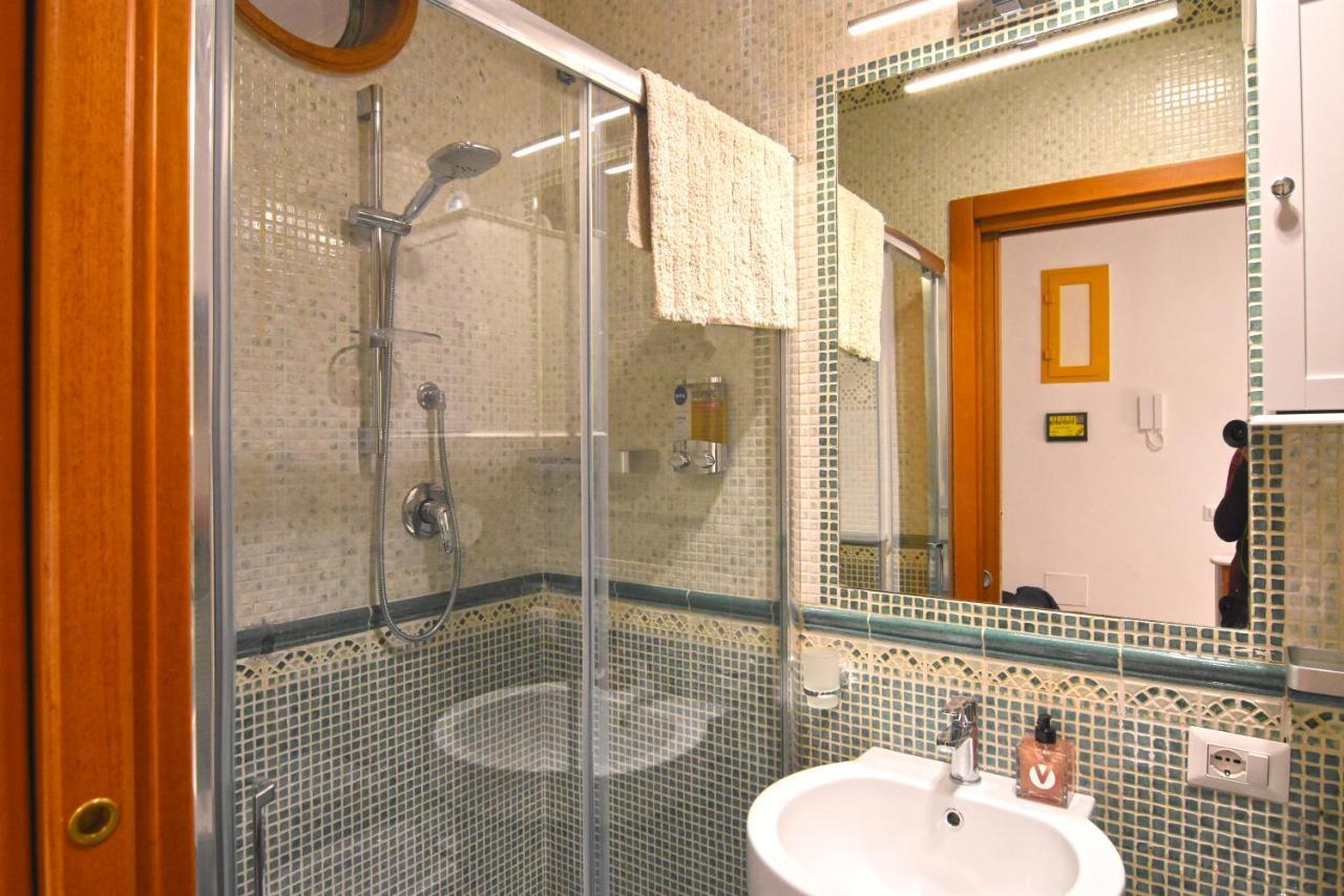 Blablabla Apartment نابولي المظهر الخارجي الصورة